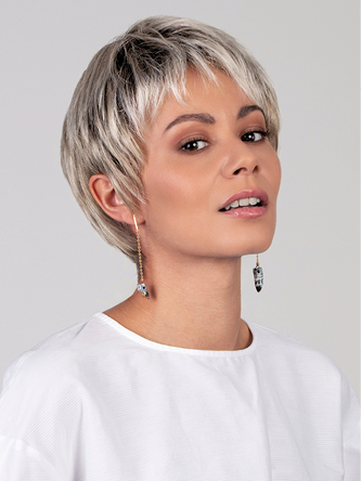 Avec un large choix, la gamme Hairfax répond aux besoins des femmes qui vivent une perte de cheveux